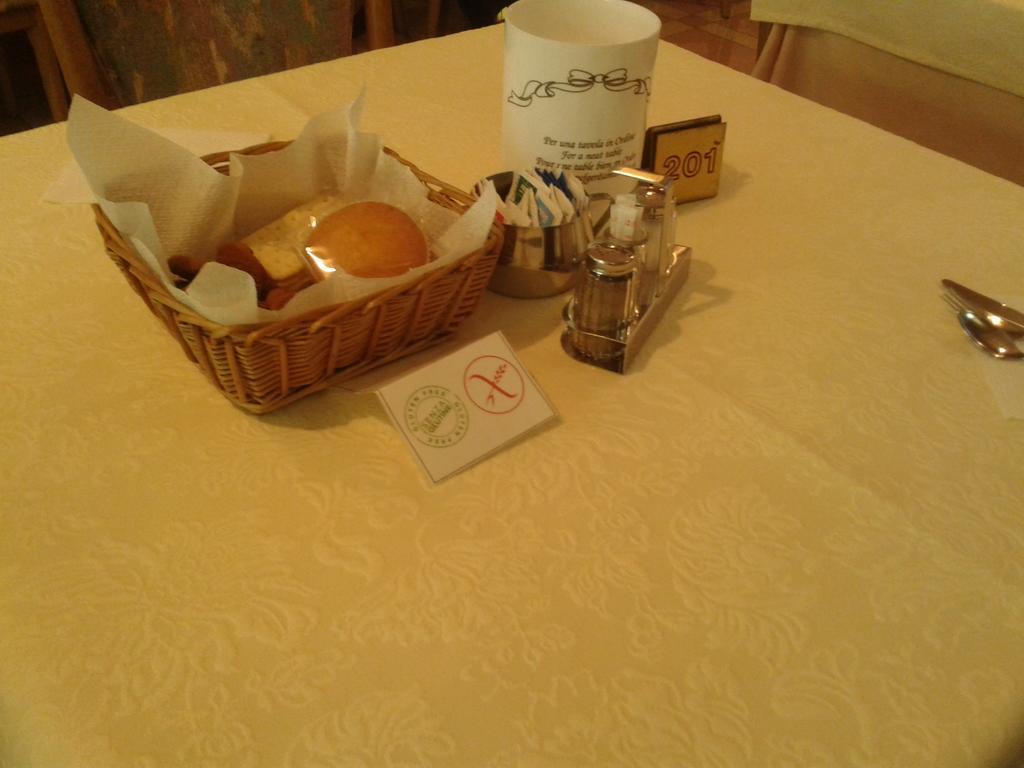 Hotel Denny Пінцоло Екстер'єр фото