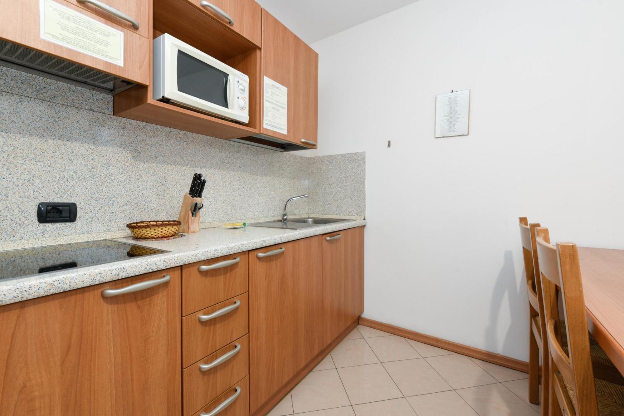 Hotel Denny Пінцоло Екстер'єр фото
