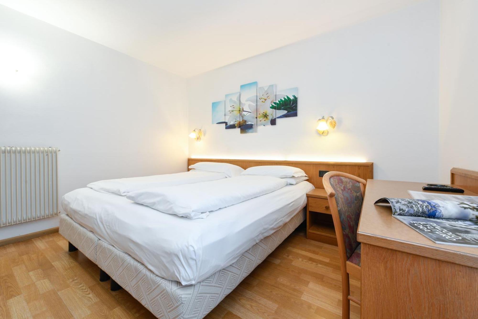 Hotel Denny Пінцоло Екстер'єр фото